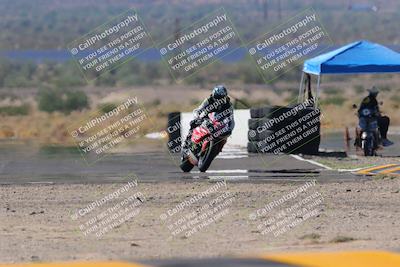 media/Oct-09-2022-SoCal Trackdays (Sun) [[95640aeeb6]]/Turn 2 (1110am)/